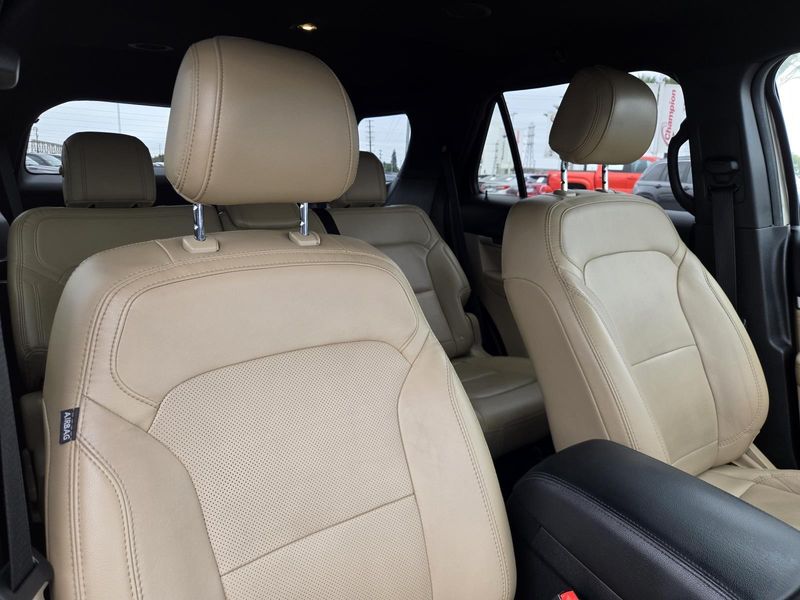 Used 2017 Ford Explorer Limited FWD