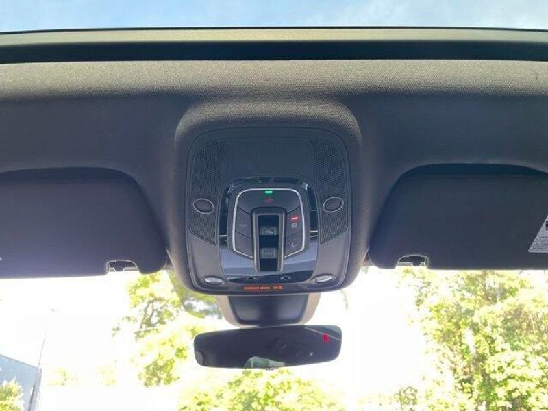 2021 Audi Q7 Premium Plus