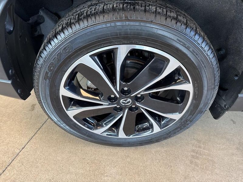 2022 Mazda CX-5 2.5 S Premium Package