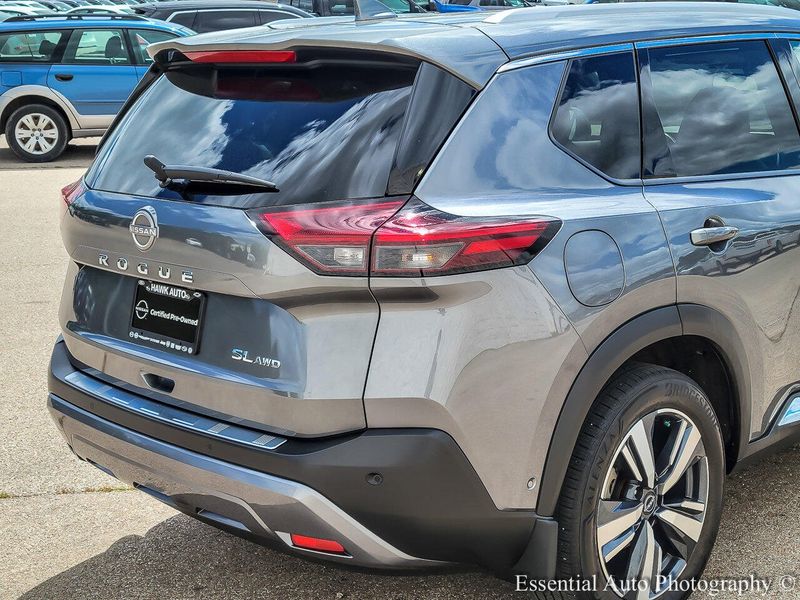 2022 Nissan Rogue SL photo 6