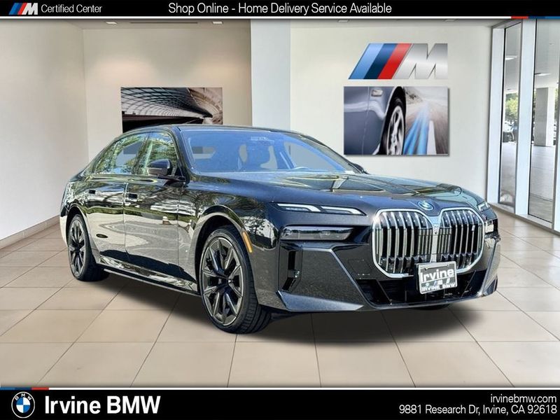 2023 BMW i7 xDrive60Image 1