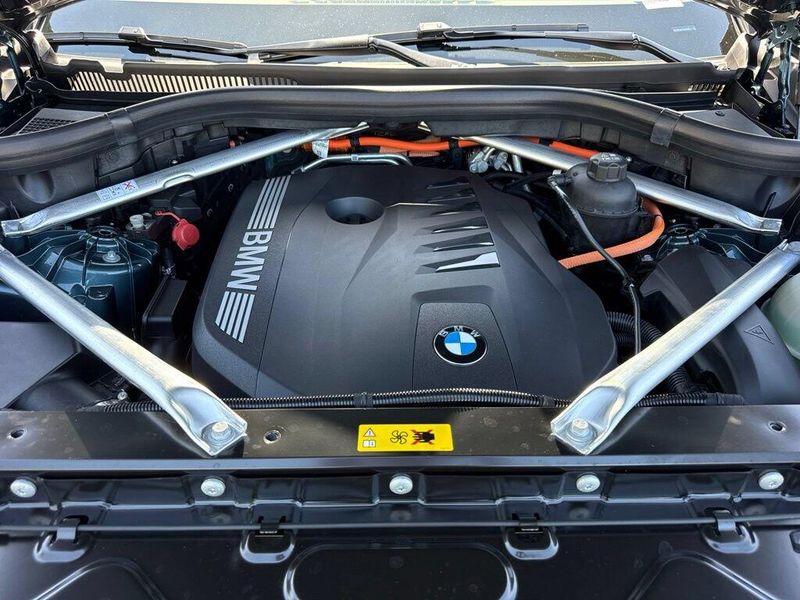 Used 2026 BMW X5 xDrive50eImage 33