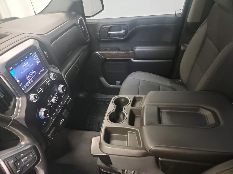 2019 Gmc Sierra 1500 SLE photo 25