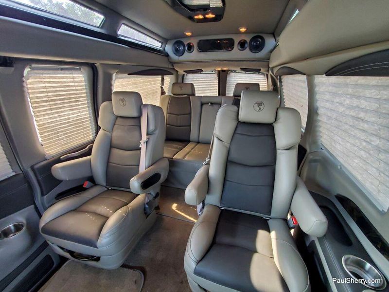 2022 Chevrolet Express Cargo Image 23