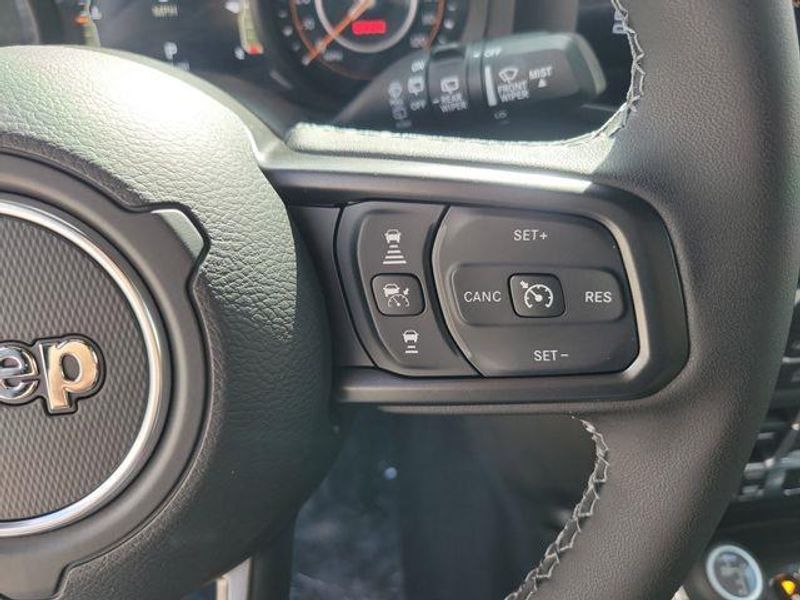 New 2026 Jeep Wrangler 4-door Rubicon X