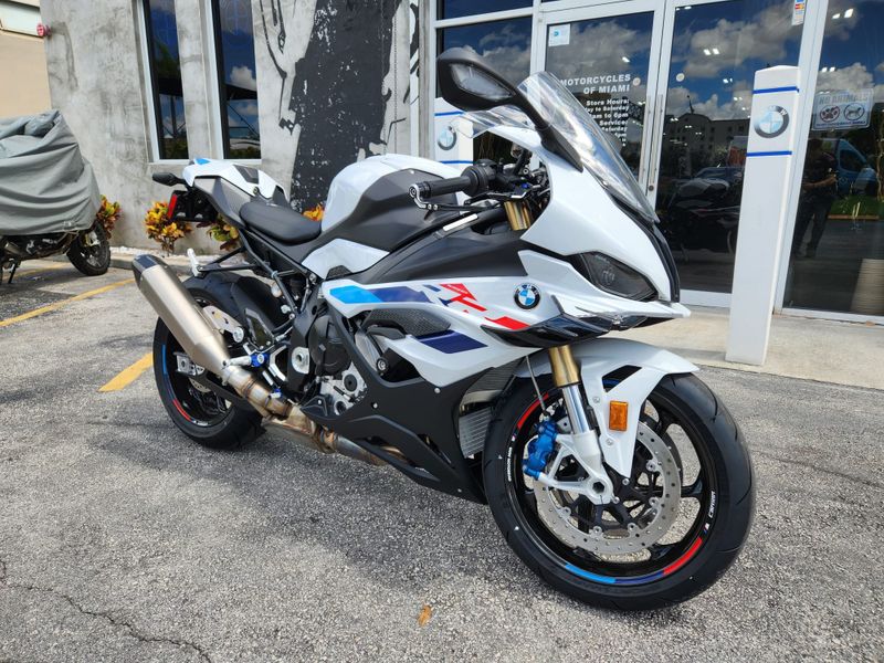 2024 BMW S 1000 RR Image 10