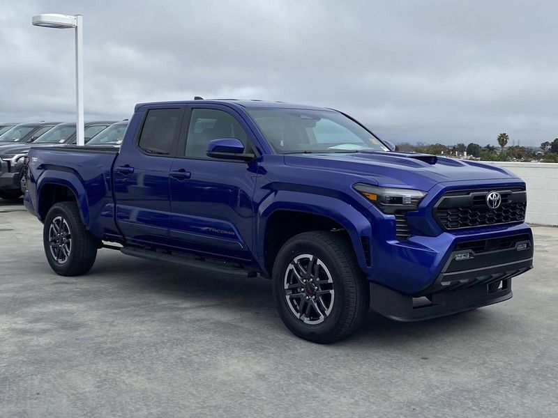 2025 Toyota Tacoma TRD SportImage 2