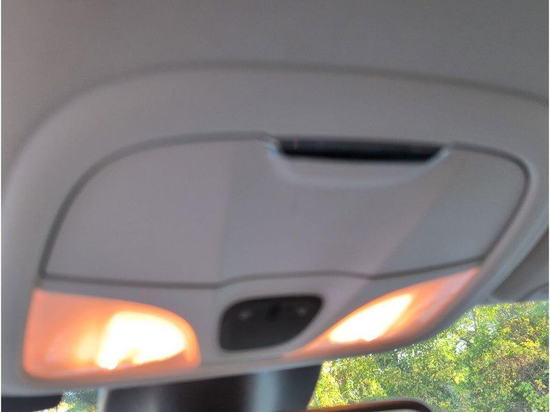 Used 2023 Jeep Cherokee Altitude LuxImage 28