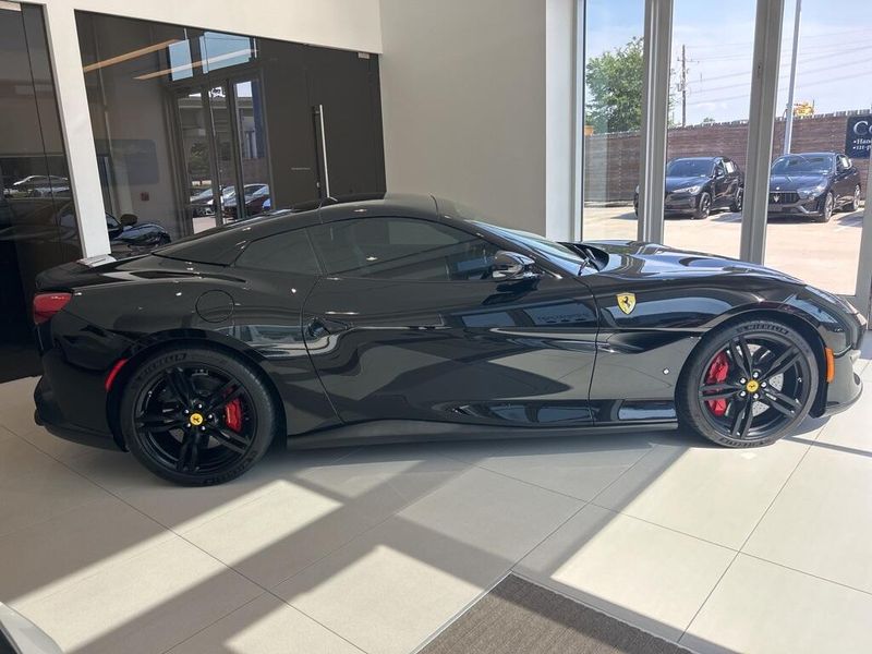 2020 Ferrari Portofino BaseImage 1