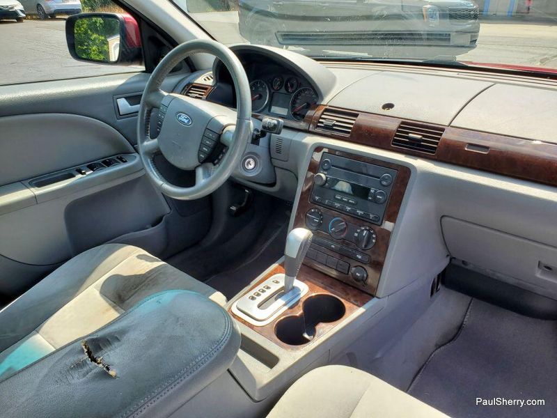 Used 2007 Ford Five Hundred SELImage 19