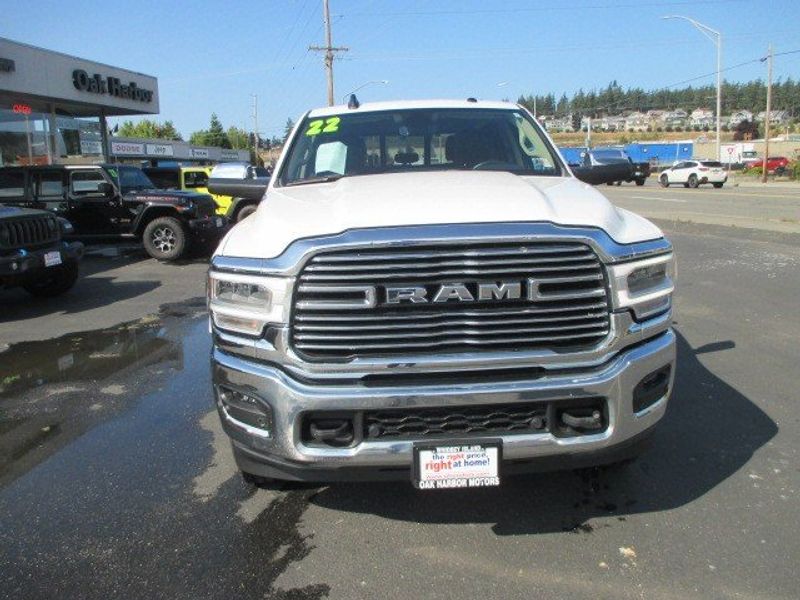 2022 RAM 2500 Laramie in a WHITE exterior color and Blackinterior. Oak Harbor Motors Inc. 360-323-6434 ohmotors.com 