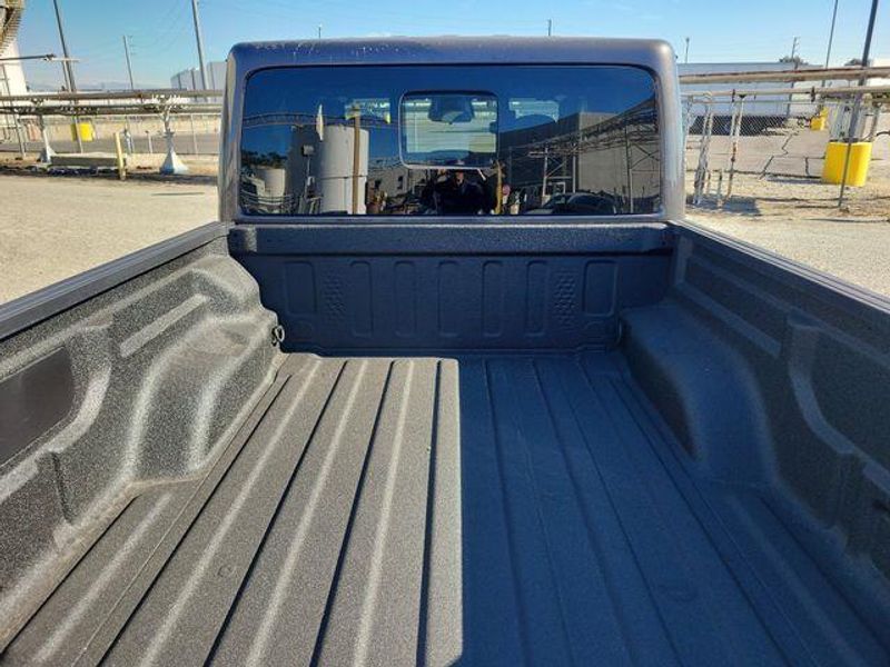 New 2026 Jeep Gladiator Sport S 4x4