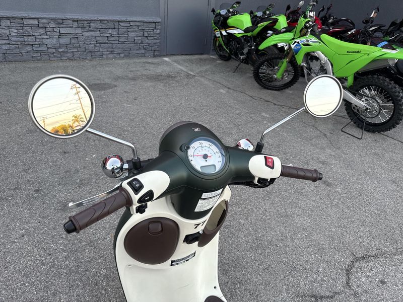 New 2024 Honda Metropolitan Image 13