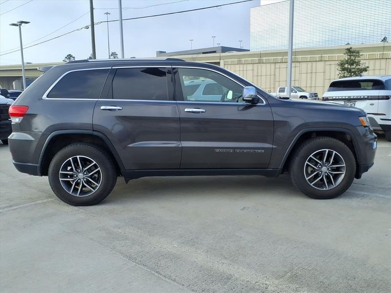 Used 2017 Jeep Grand Cherokee LimitedImage 5