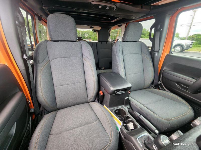 New 2025 Jeep Wrangler 4-door WillysImage 2