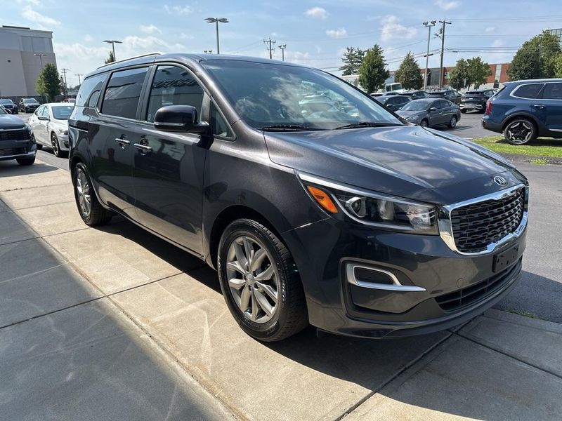 Used 2021 Kia Sedona EXImage 3