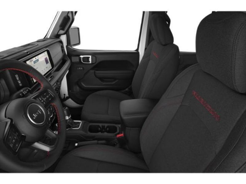 2025 Jeep Gladiator Rubicon photo 8