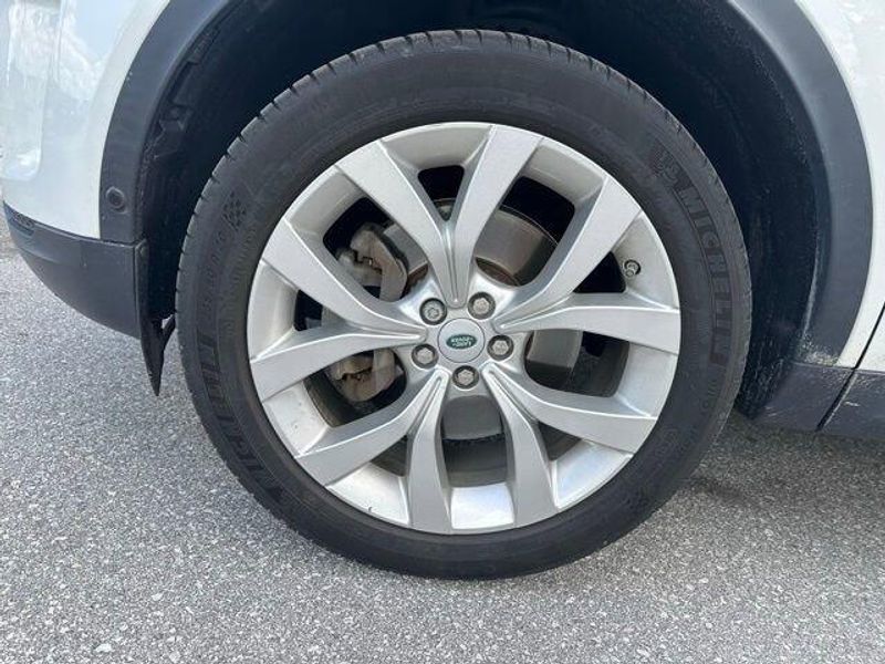 2020 Land Rover Discovery Sport SE