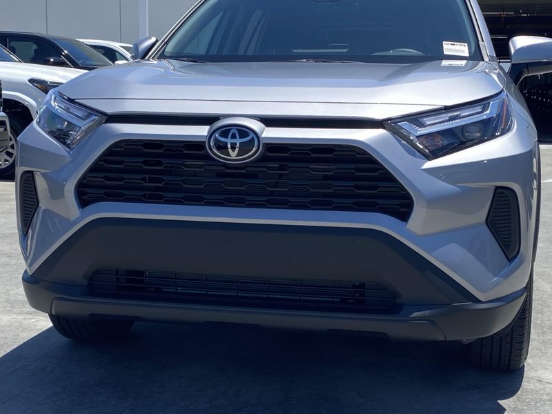 New 2025 Toyota RAV4 LEImage 7