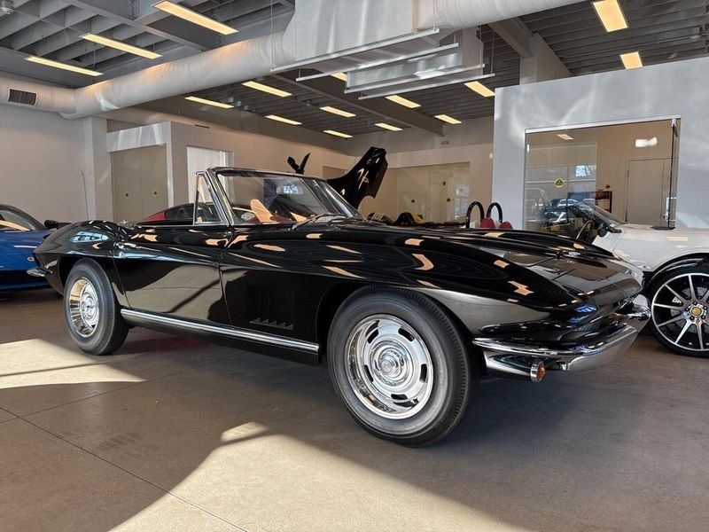 1967 Chevrolet Corvette 327/300 3-speed