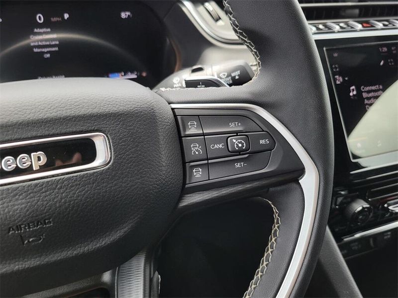 2024 Jeep Grand Cherokee L LaredoImage 14