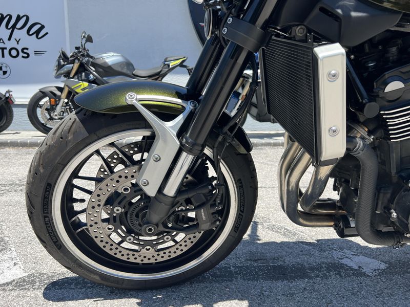 2021 Kawasaki Z900RS ABS 