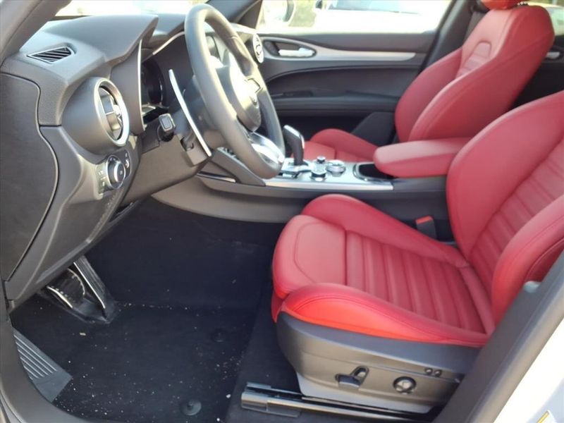 New 2025 Alfa Romeo Stelvio Image 14