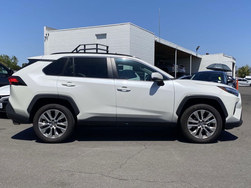2022 Toyota RAV4 XLE PremiumImage 2
