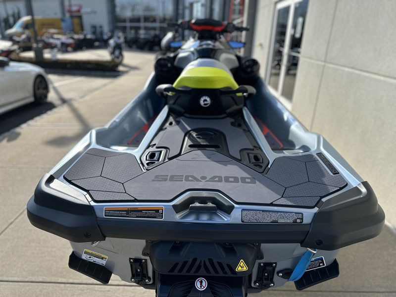 2024 SEA DOO RXT X 325 AUDIO Image 4