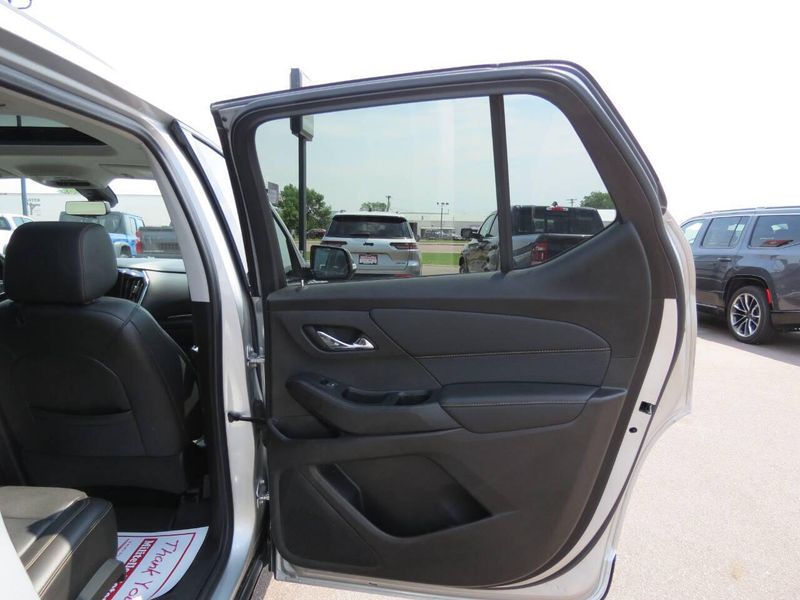 2021 Chevrolet Traverse Premier 4x4 4dr SUVImage 30