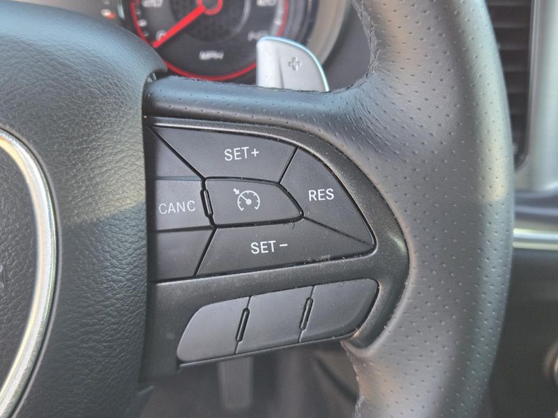 Used 2017 Dodge Charger SXT RWD