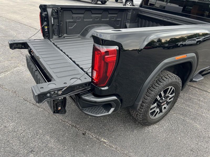 Used 2021 GMC Sierra 2500HD AT4