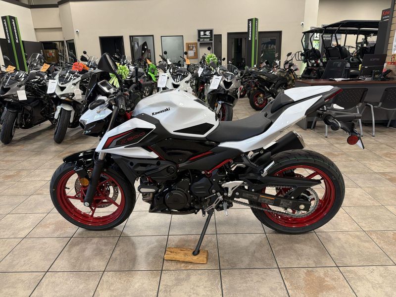New 2026 Kawasaki Z500 SE ABS Image 14