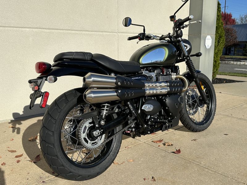 2023 Triumph SCRAMBLER 900 in a BROOKLANDS GREEN / CHROME exterior color. Cross Country Powersports 732-491-2900 crosscountrypowersports.com 