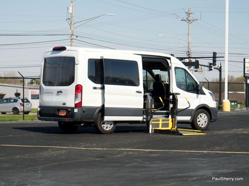 2022 Ford Transit Wagon XLImage 7