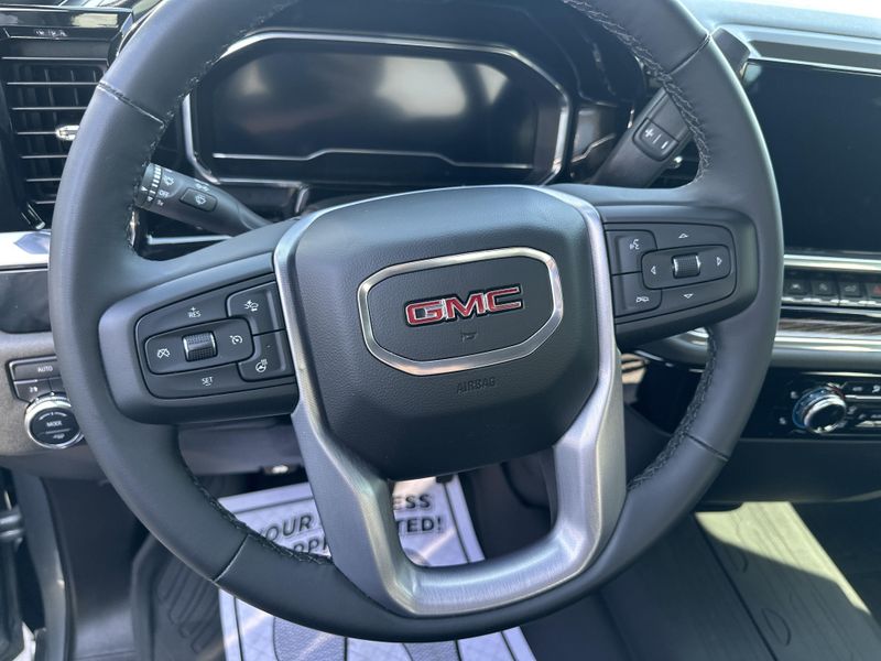 2023 GMC Sierra 1500 ElevationImage 27