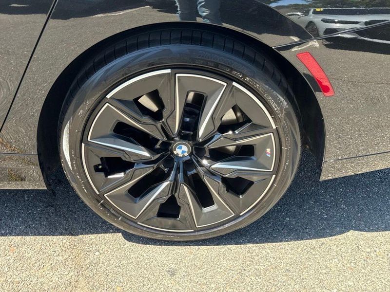 Used 2026 BMW 7 Series 740iImage 14