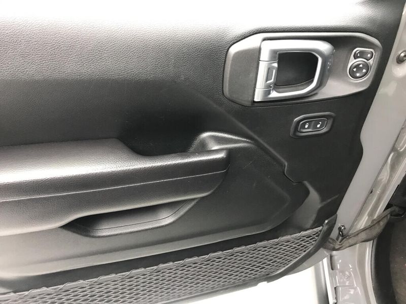 Used 2021 Jeep Wrangler Unlimited WillysImage 4