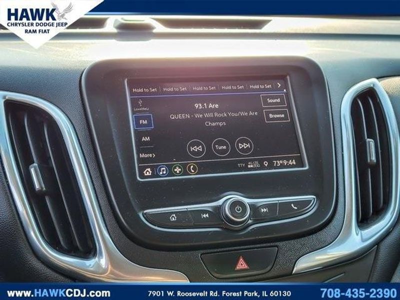 2020 Chevrolet Equinox LT photo 10