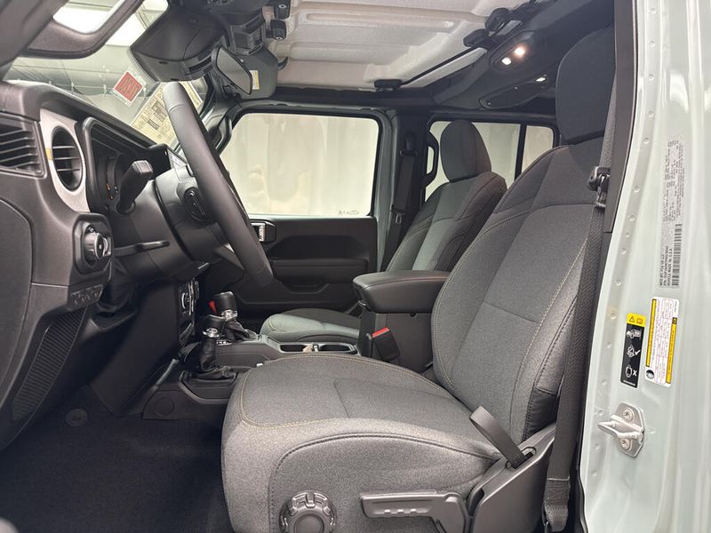New 2027 Jeep Wrangler 4-door Sport SImage 7