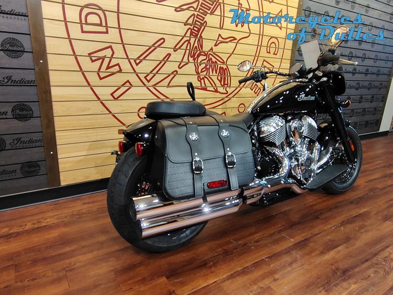 New 2025 Indian Motorcycle Super Chief Limited Image 8