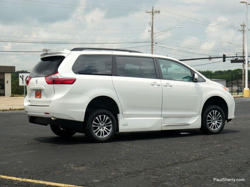 Used 2020 Toyota Sienna XLEImage 49