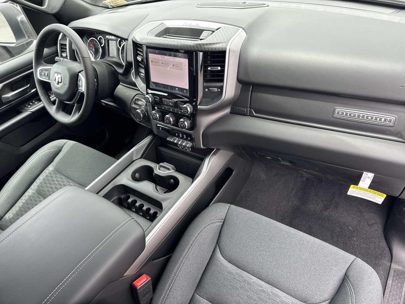 New 2026 RAM 1500 Big Horn Crew Cab 4x2 5'7' Box