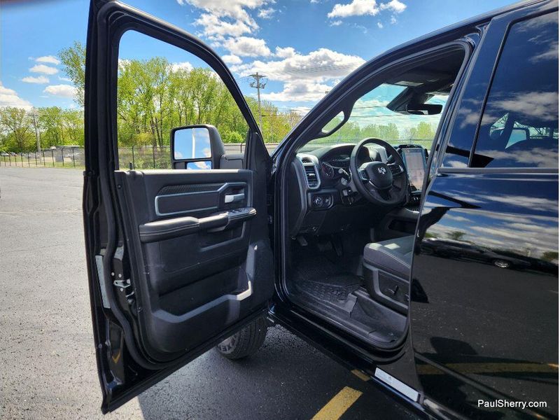 New 2026 RAM 3500 Big Horn Crew Cab 4x4 8' Box