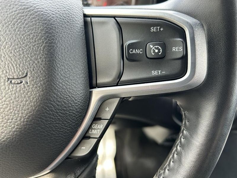 2024 Ram 2500 Big Horn photo 23