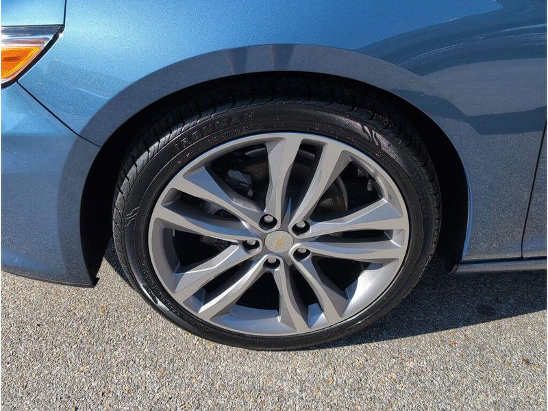 Used 2024 Chevrolet Malibu LTImage 9