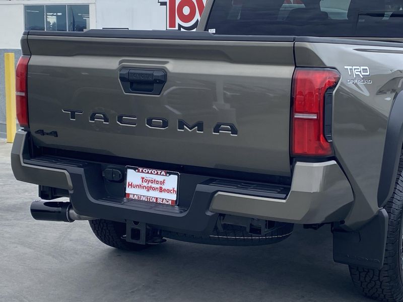 2025 Toyota Tacoma TRD Off RoadImage 4