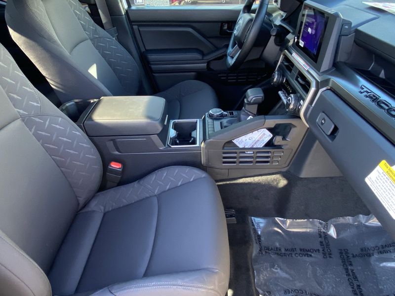 New 2025 Toyota Tacoma SR5Image 10