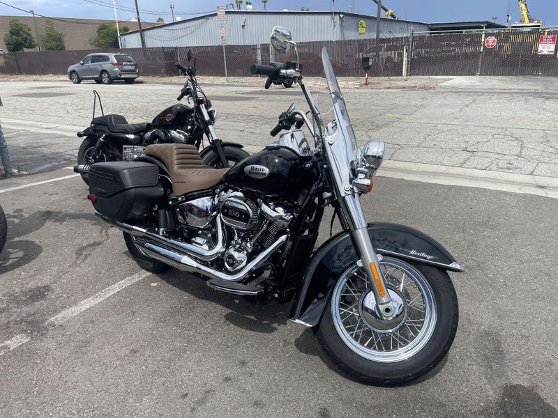 Used 2024 Harley-Davidson SOFTAIL HERITAGE CLASSIC Image 2