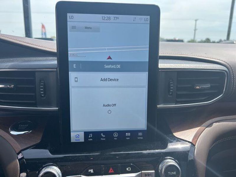 2022 Ford Explorer King RanchImage 11